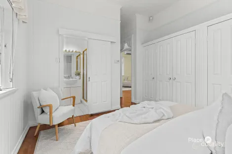 Property photo of 21 Frank Street Norman Park QLD 4170