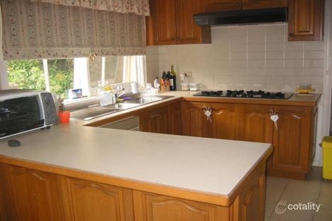 Property photo of 2/18 Allambee Avenue Camberwell VIC 3124