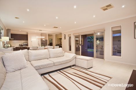 Property photo of 22 Bolton View Derrimut VIC 3026