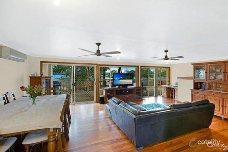 Property photo of 39 Winbin Crescent Gwandalan NSW 2259
