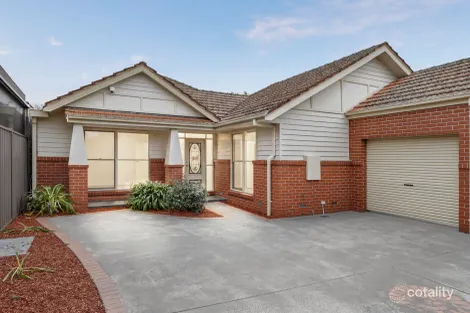 2/5 CAMDEN RD, HUGHESDALE, VIC 3166