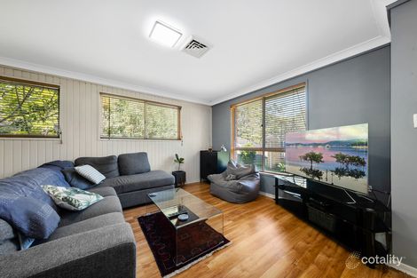 Property photo of 7/4 Kalawarra Road Wyoming NSW 2250