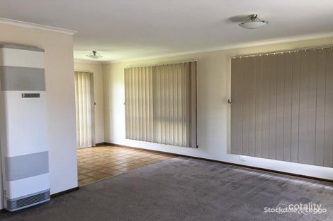 Property photo of 37 Meadow Glen Drive Epping VIC 3076