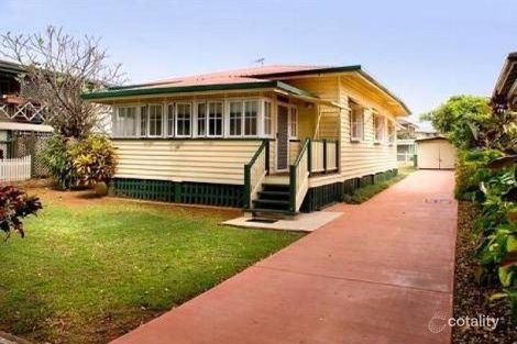 Property photo of 15 Prince Edward Parade Redcliffe QLD 4020