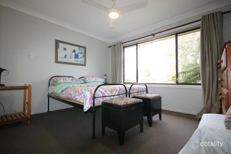 Property photo of 18 Wattle Avenue Sanctuary Point NSW 2540