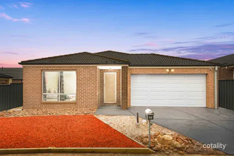 25 ELTHAM PDE, MANOR LAKES, VIC 3024