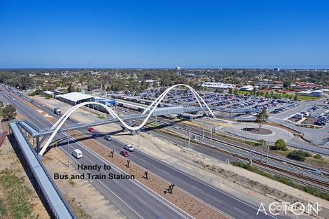 Property photo of 43 Wyeree Road Mandurah WA 6210