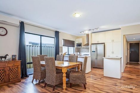 Property photo of 19 Beecroft Mews Ridgewood WA 6030