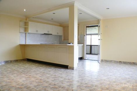 Property photo of 14 Olliver Crescent St Clair NSW 2759
