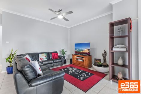 Property photo of 2 Bellavia Street Cameron Park NSW 2285