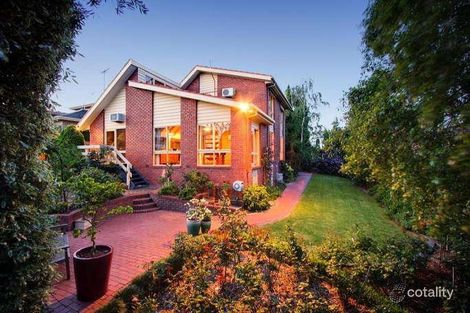 Property photo of 2 Coleridge Court Templestowe VIC 3106