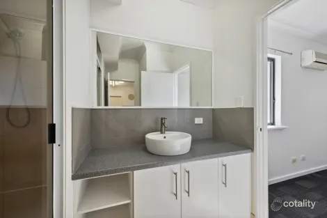Property photo of 25/11 Regal Place East Perth WA 6004