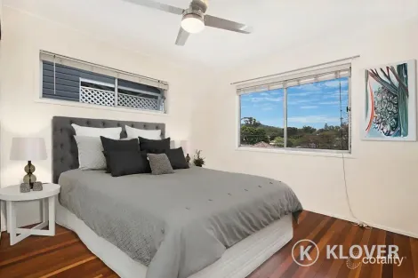 Property photo of 84 Waverley Road Taringa QLD 4068