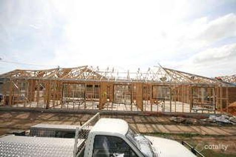 2 Hamley Cres, Mansfield Park, SA 5012