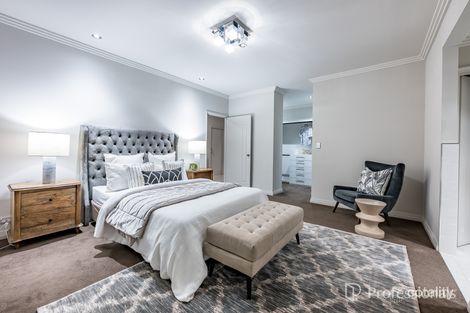 Property photo of 6 Topsail Loop Alkimos WA 6038