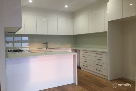 Property photo of 204/187 Reynolds Road Doncaster East VIC 3109