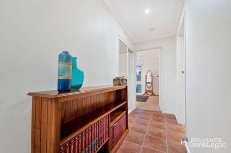 Property photo of 10 Woodville Park Drive Hoppers Crossing VIC 3029
