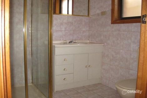 Property photo of 16 El Golea Mews Keilor Downs VIC 3038