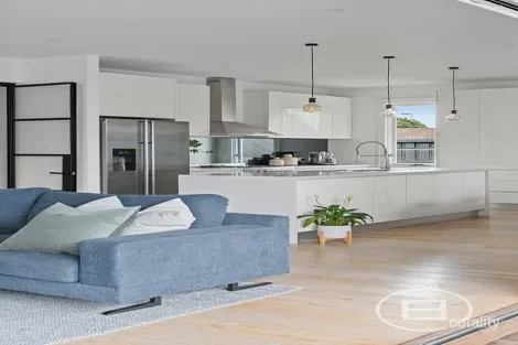 Property photo of 156 Holmes Road Moonee Ponds VIC 3039