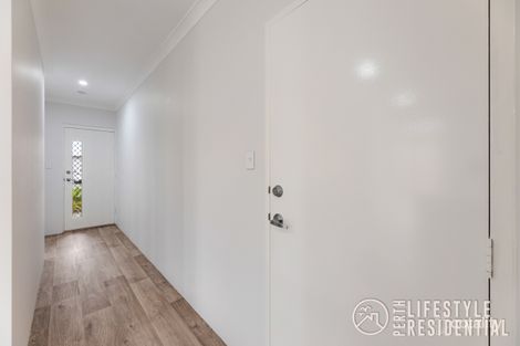 Property photo of 15 Thistle Way Two Rocks WA 6037