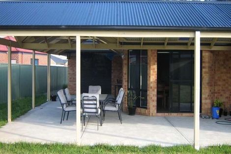 Property photo of 57 Robbins Drive East Albury NSW 2640