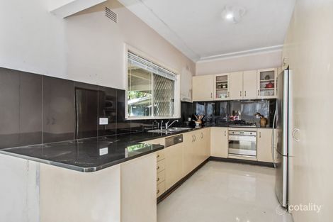 Property photo of 73 Toorak Avenue Mangerton NSW 2500