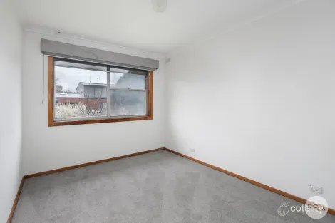 Property photo of 3 Killeen Avenue Black Hill VIC 3350