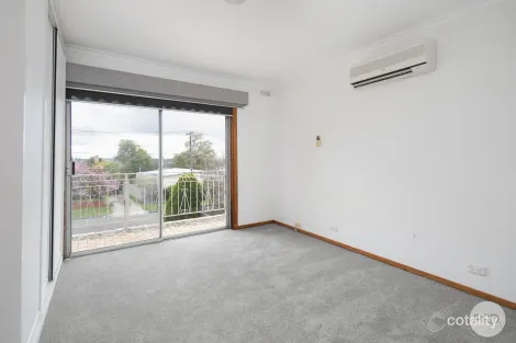 Property photo of 3 Killeen Avenue Black Hill VIC 3350