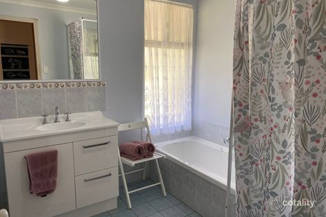 Property photo of 15 Foreman Road York WA 6302