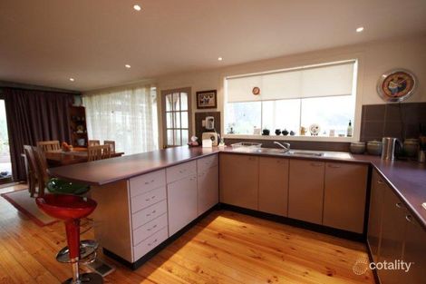 Property photo of 11 Macclesfield Road Emerald VIC 3782