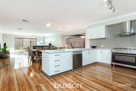 Property photo of 19 Diaz Drive Grovedale VIC 3216