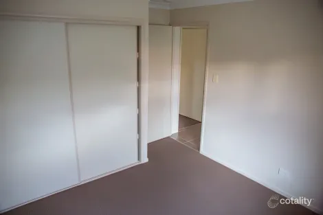 Property photo of 1/19 Fairlie Court Kallangur QLD 4503