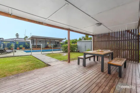 55 Hansford Rd, Coombabah, QLD 4216