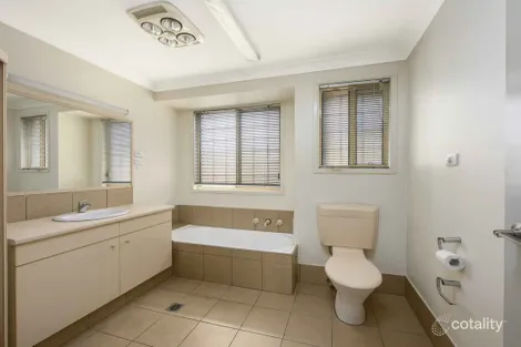 Property photo of 11 Ward Place Hinchinbrook NSW 2168