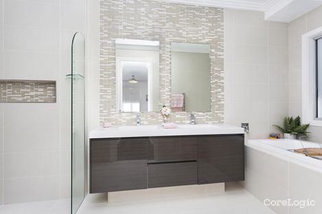 Property photo of 8 Brigantine Drive Shell Cove NSW 2529