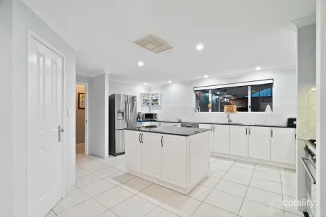 Property photo of 6 Yalgorup Drive Bouvard WA 6211