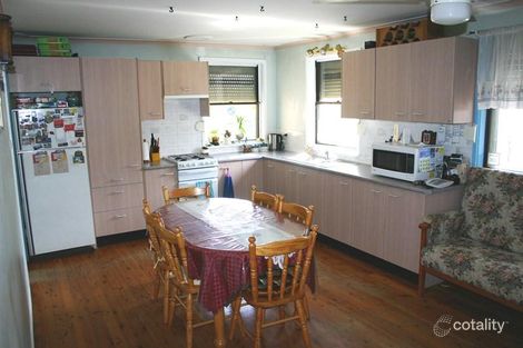 Property photo of 14 Lillas Place Minto NSW 2566