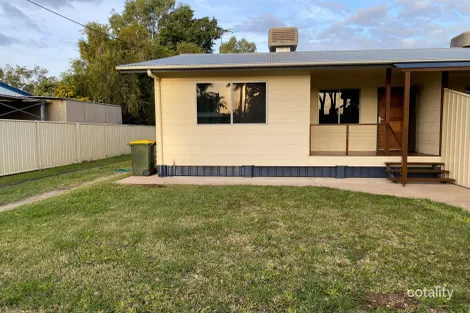 1/108 Ruby St, Emerald, QLD 4720