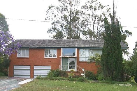 10 Finch St, Stafford Heights, QLD 4053