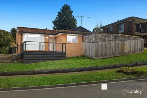 Property photo of 1/34 John Hunter Drive Endeavour Hills VIC 3802