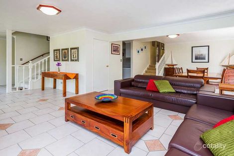 Property photo of 10 Rangeview Court Burleigh Waters QLD 4220