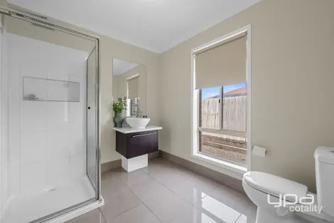 Property photo of 12 Light Close Darley VIC 3340