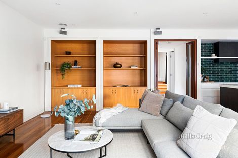 Property photo of 102 Rowena Parade Richmond VIC 3121