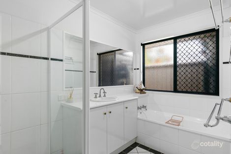 Property photo of 24 Shelton Crescent Kearneys Spring QLD 4350