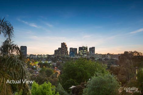 Property photo of 4 Maple Court Doncaster VIC 3108