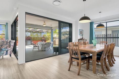 Property photo of 24 Grant Avenue Hope Island QLD 4212