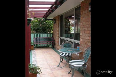 11 Farnham Ave, Wentworth Falls, NSW 2782