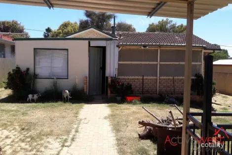 Property photo of 73 Kenny Crescent Rangeway WA 6530