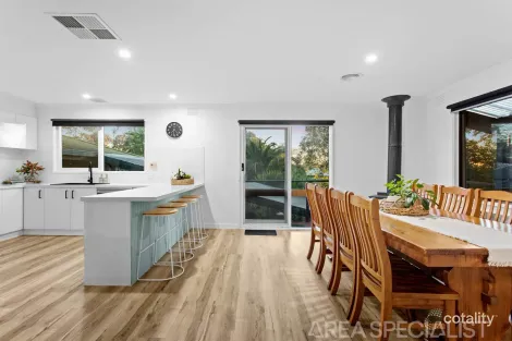 Property photo of 5 The Grove Langwarrin VIC 3910