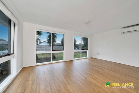 Property photo of 10 Falcon Drive Melton VIC 3337